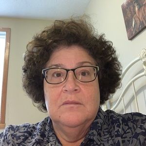 Meet your Posher, Carol